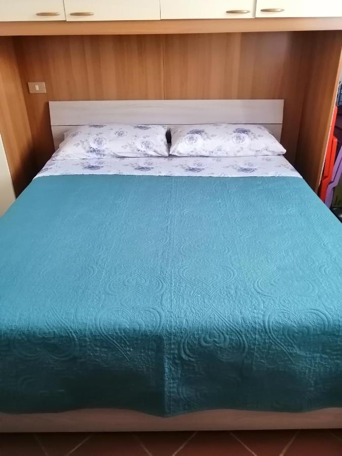 Marina Residence Capitana Luaran gambar