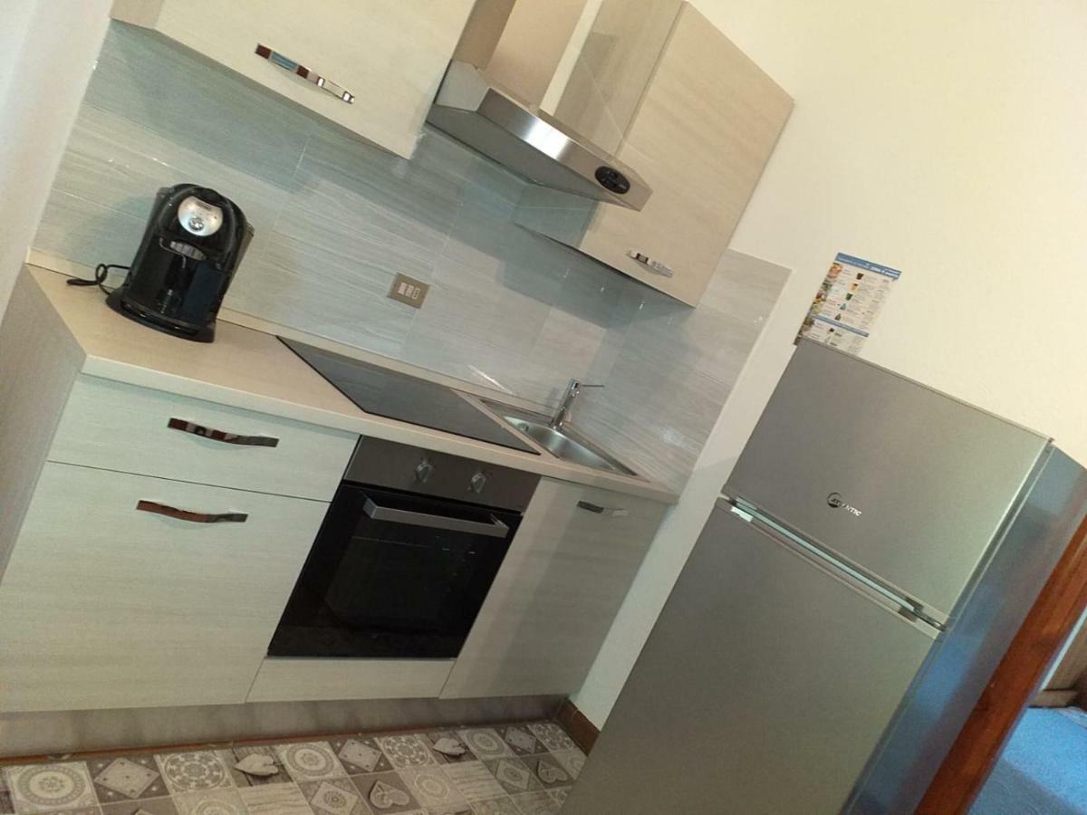 Marina Residence Capitana Luaran gambar